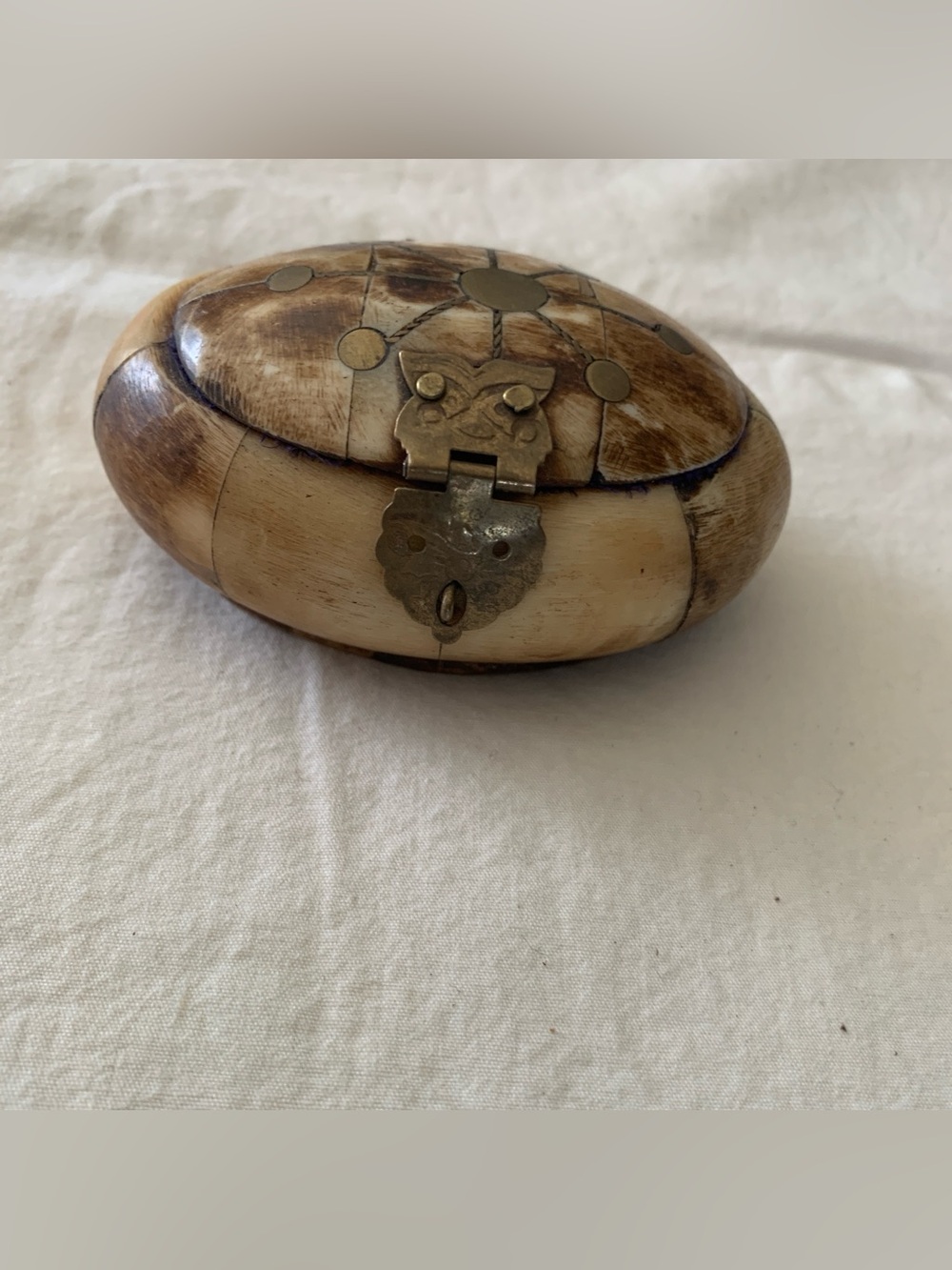 Handcrafted Oval Bone Trinket Box in Natural Brown